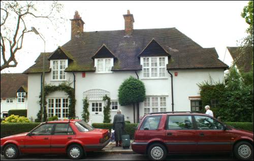 091-093 Willifield Way
